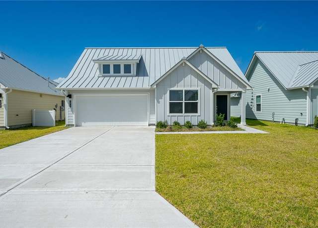 Property at 1013 St Croix Dr, Rockport, TX 78382, 3 beds, 2 baths