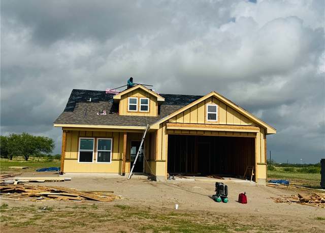 Property at 145 County Road 150, Alice, TX 78332, 3 beds, 2 baths