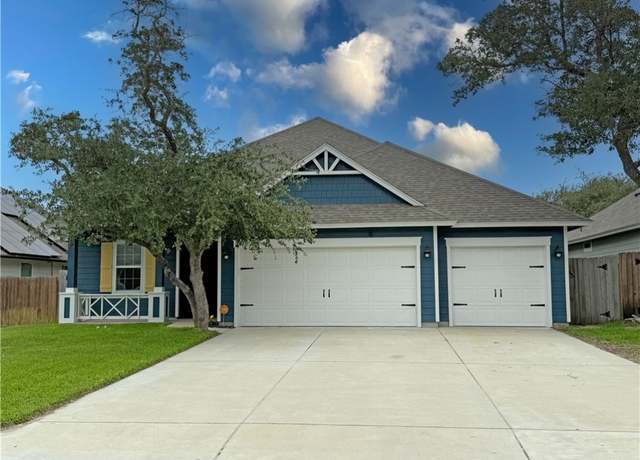 Property at 146 Norwood Oaks Dr, Rockport, TX 78382, 3 beds, 2 baths