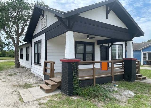 Property at 415 W King Ave, Kingsville, TX 78363, 4 beds, 2 baths