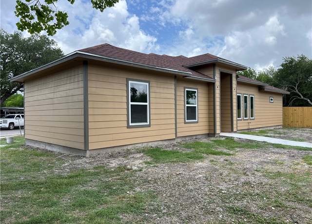 Property at 1025 Beechcraft Ave, Corpus Christi, TX 78405, 3 beds, 2 baths