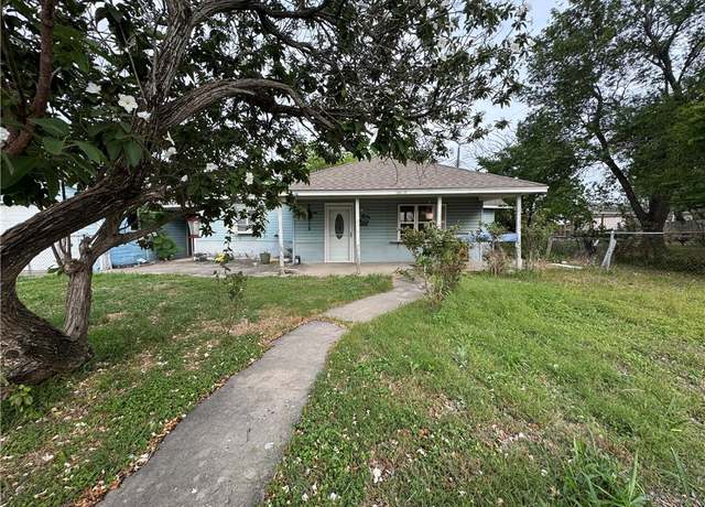 Property at 1106 Bobalo Dr, Corpus Christi, TX 78412, 2 beds, 2 baths
