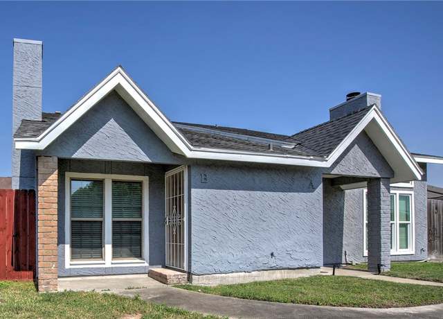 Property at 11201 Willowood Creek Unit B Dr, Corpus Christi, TX 78410, 2 beds, 2.5 baths