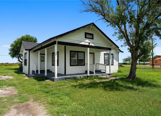 Property at 598 Business Highway 77, Bishop, TX 78343, 3 beds, 2 baths