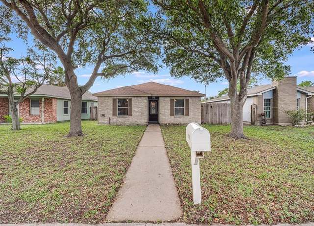 Property at 109 Misty Ln, Aransas Pass, TX 78336, 3 beds, 2 baths