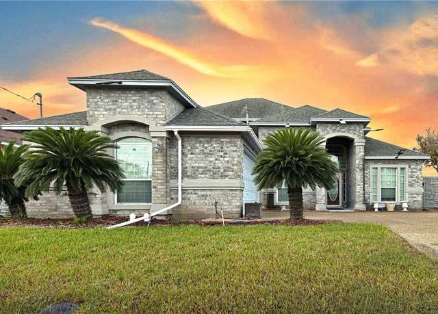 Property at 1725 Cliff Maus, Corpus Christi, TX 78416, 4 beds, 3 baths