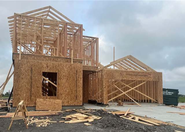 Property at 1102 Zeus Dr, Portland, TX 78374, 4 beds, 3 baths