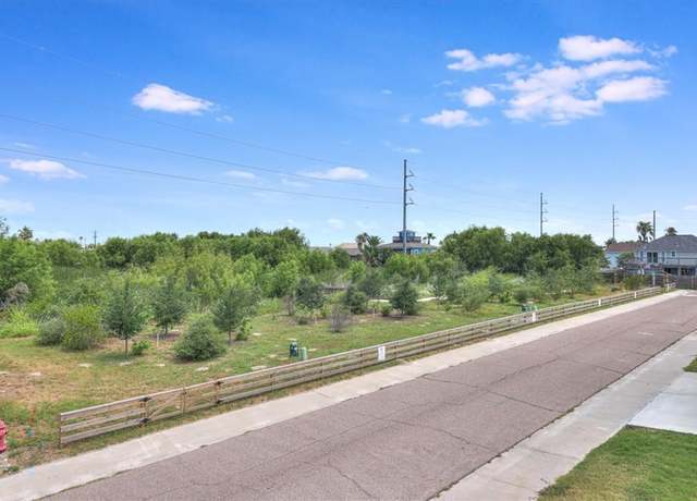 Property at 222 Port Arthur St, Port Aransas, TX 78373