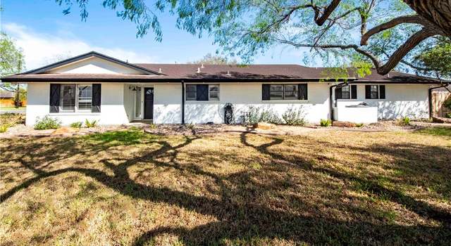 Photo of 1111 N Hackberry St, Bishop, TX 78343