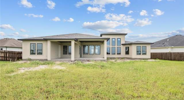 Photo of 758 Buffalo Creek Dr, Corpus Christi, TX 78415