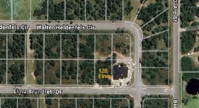 Photo of 128 Elmo Brundrett Dr, Rockport, TX 78382