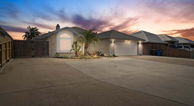 Photo of 13845 Halyard Dr, Corpus Christi, TX 78418