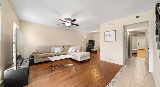 Photo of 18 Townhouse Ln, Corpus Christi, TX 78412
