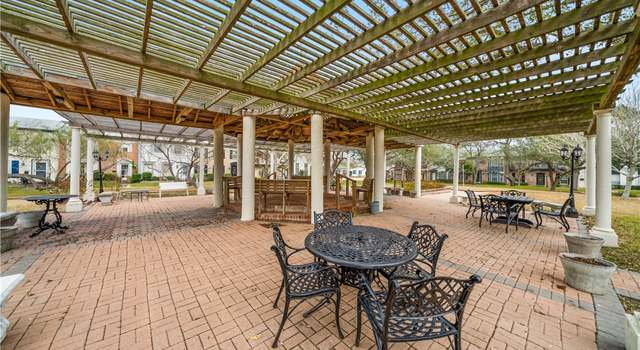 Photo of 18 Townhouse Ln, Corpus Christi, TX 78412