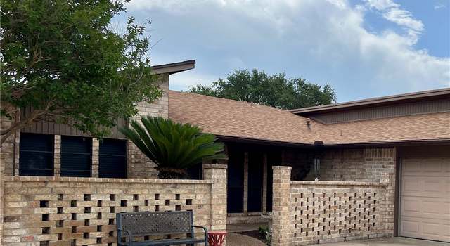 Photo of 2220 Post Oak Dr, Portland, TX 78374