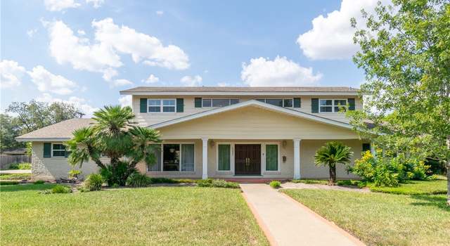 Photo of 1321 Southwood St, Alice, TX 78332