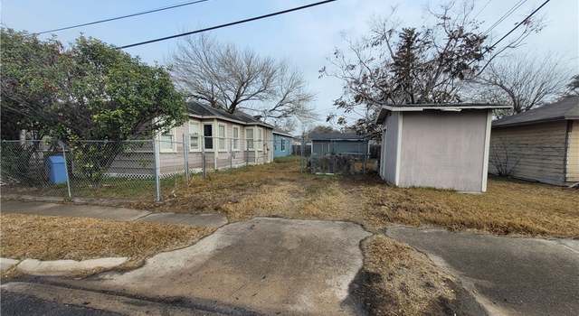 Photo of 4462 Carlton St, Corpus Christi, TX 78415