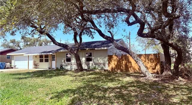 Photo of 1510 W Terrace Blvd, Rockport, TX 78382