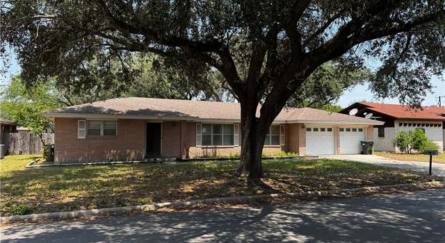 Photo of 425 Retama Ave, Taft, TX 78390