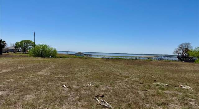 Photo of 24567 La Ponderosa Dr, Mathis, TX 78368