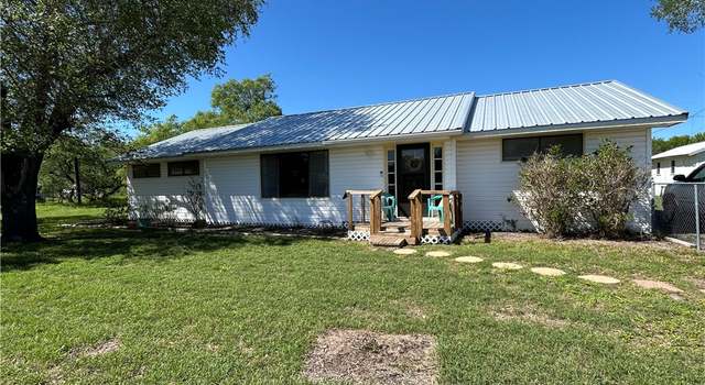 Photo of 1317 Reed St, Woodsboro, TX 78393