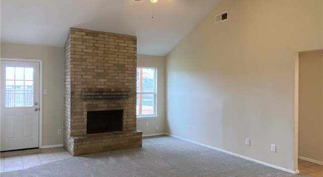 Photo of 6610 Meadowheights Dr, Corpus Christi, TX 78414