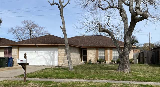 Photo of 6610 Meadowheights Dr, Corpus Christi, TX 78414