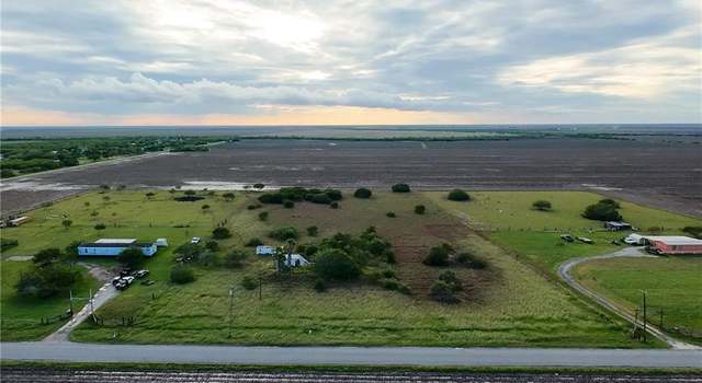 Photo of 3219 County Road 81, Robstown, TX 78380