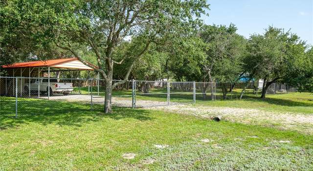Photo of 507 S Terry St, Rockport, TX 78382