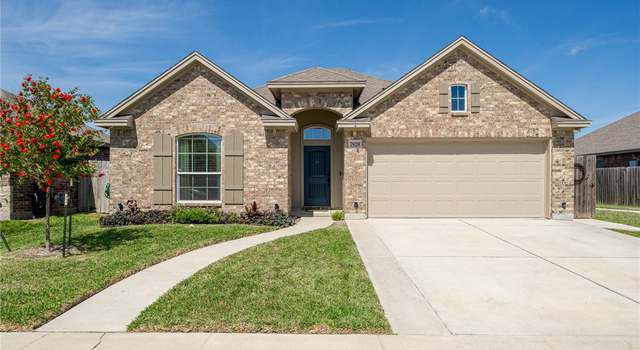 Photo of 7929 Fort Griffen Dr, Corpus Christi, TX 78414