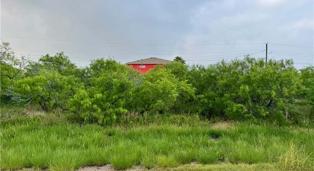 Photo of 98 W Shady Oak, Rockport, TX 78382