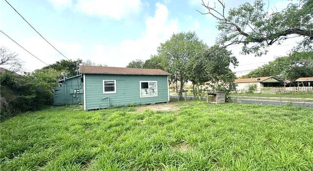 Photo of 1302 E Richard Ave, Kingsville, TX 78363