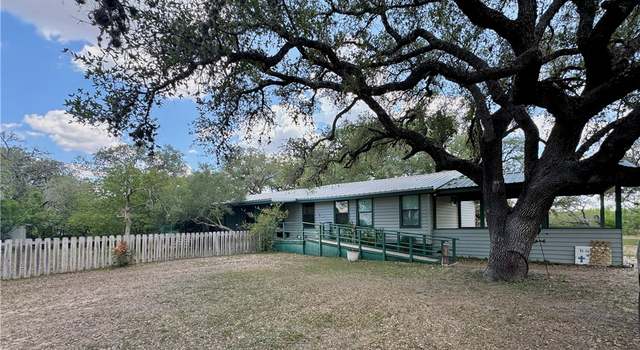 Photo of 191 Airport Rd, George West, TX 78022