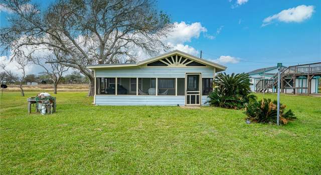 Photo of 120 Water St, Austwell, TX 77950