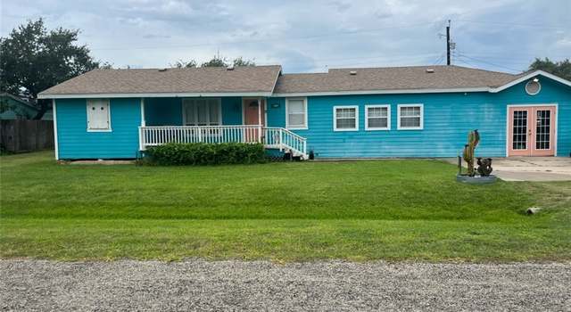 Photo of 66 Redfish Dr, Rockport, TX 78382