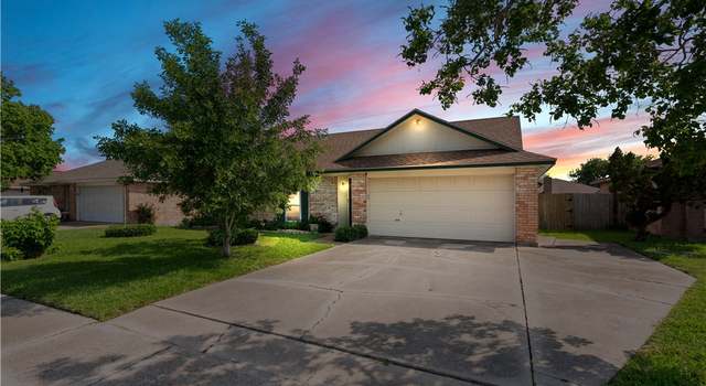 Photo of 7433 Whisper Wind St, Corpus Christi, TX 78412