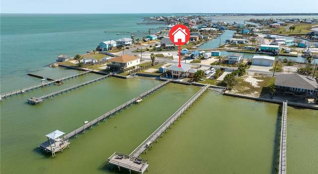 Photo of 630 Copano Cv, Rockport, TX 78382