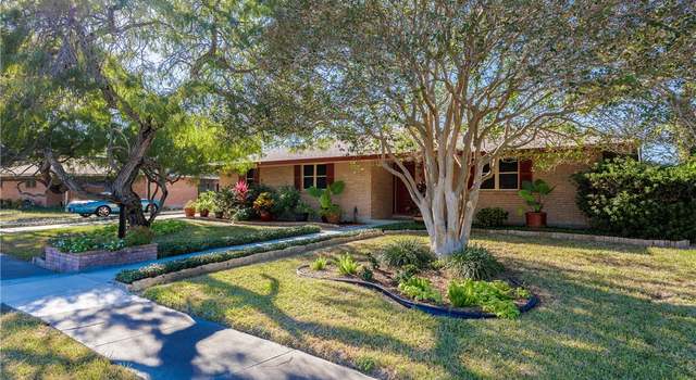 Photo of 542 Evergreen Dr, Corpus Christi, TX 78412