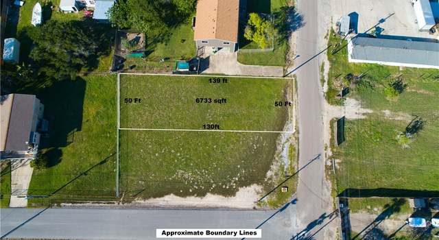 Photo of 3642 Shore Dr, Corpus Christi, TX 78418