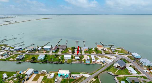 Photo of 627 Copano Cove Rd, Rockport, TX 78382