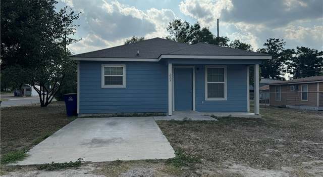 Photo of 223 S Texas Ave, Freer, TX 78357