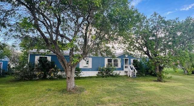 Photo of 509 Vandenberge St, Austwell, TX 77950