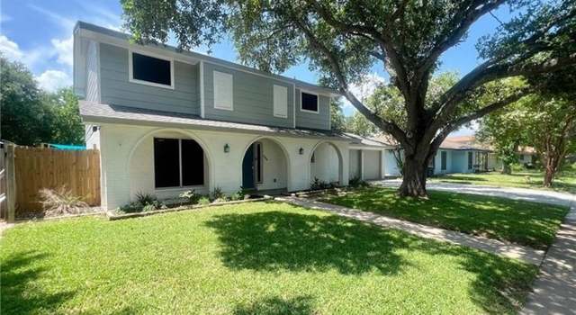 Photo of 204 Terlingua Dr, Portland, TX 78374