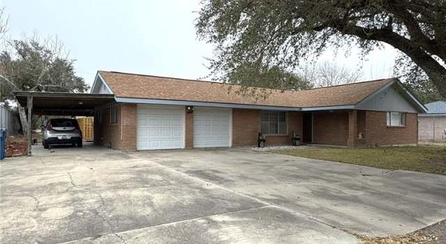 Photo of 1606 Redbird Dr, Rockport, TX 78382