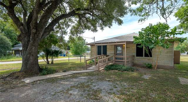 Photo of 28 Johnson St, Woodsboro, TX 78393
