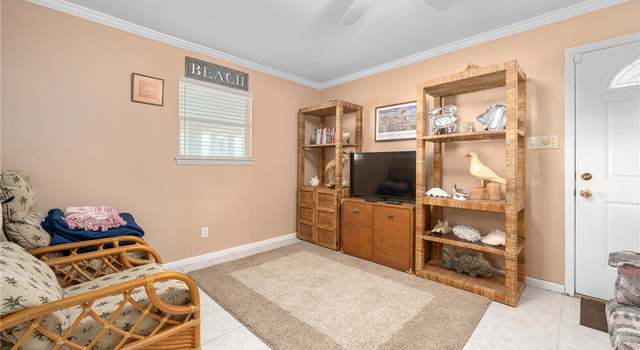 Photo of 1 Blue Heron Dr, Rockport, TX 78382