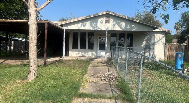 Photo of 115 Lake St, Lake City, TX 78368