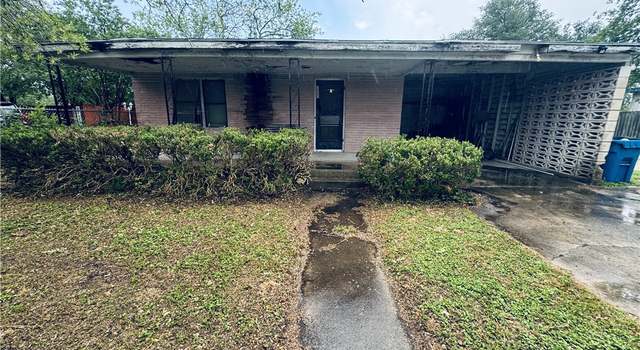 Photo of 120 S Orange St, Mathis, TX 78368
