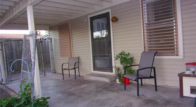 Photo of 1633 Main Dr, Corpus Christi, TX 78409