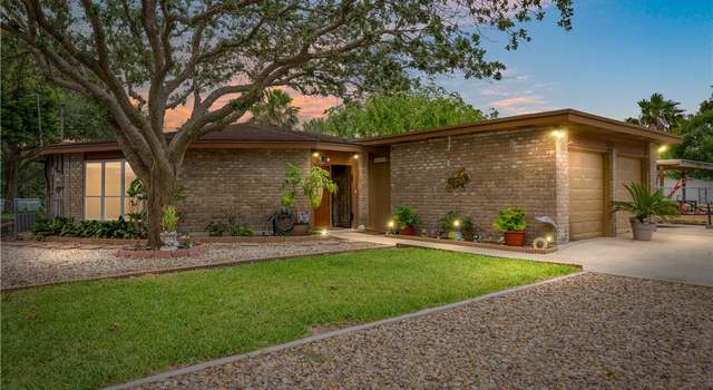 Photo of 3225 Jamaica Dr, Corpus Christi, TX 78418
